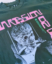 Load image into Gallery viewer, Invader - Ivy Midweight Tee
